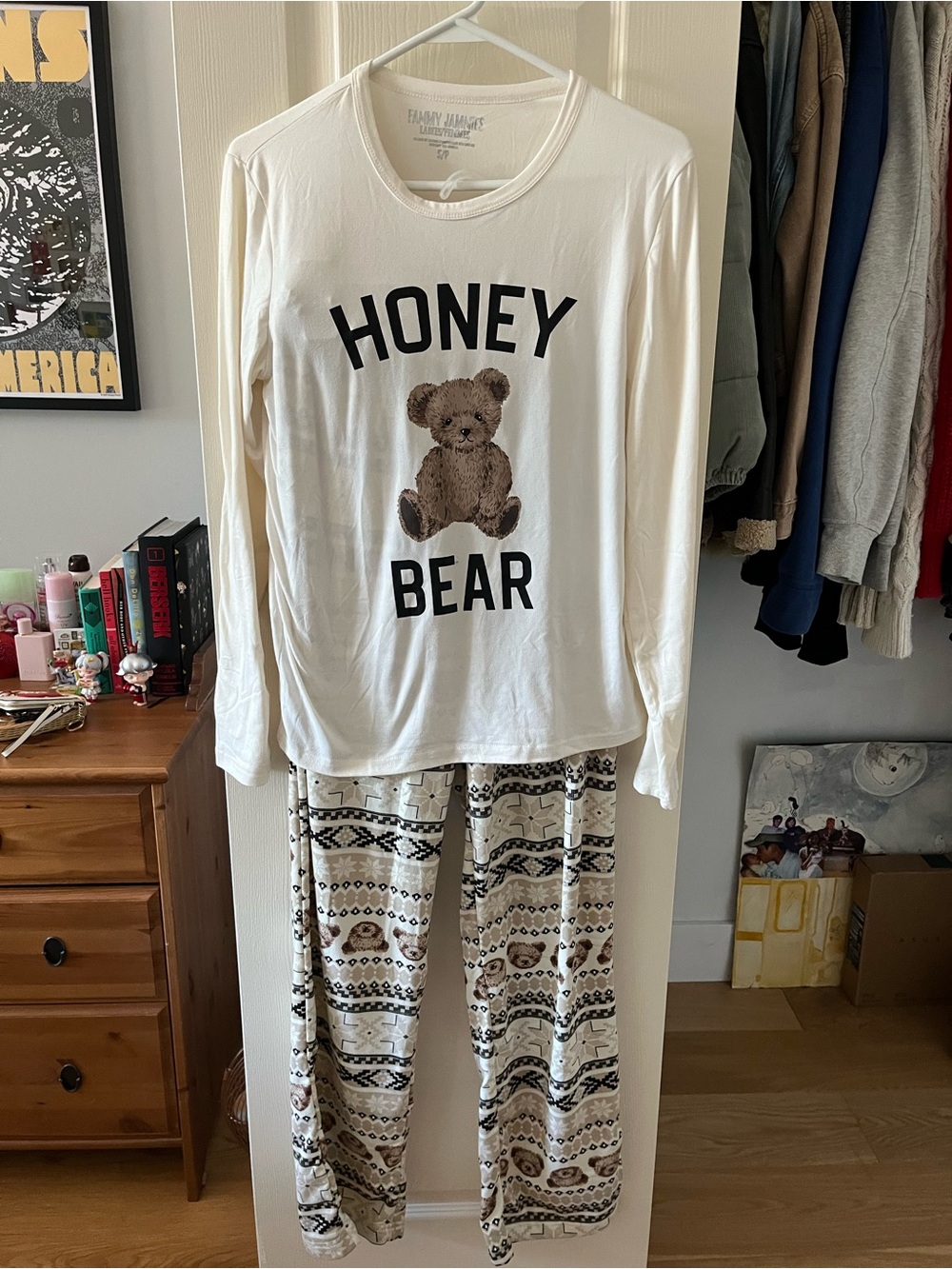 Women’s Honey Bear Cream Pajama Set